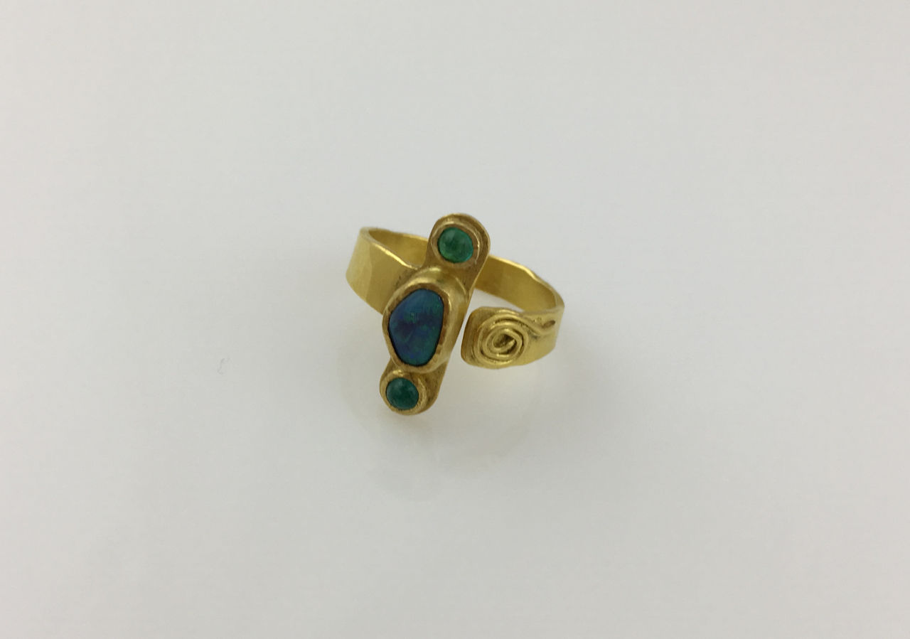 22K Australian Opal Paraiba Ring