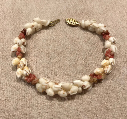 EXAMPLE: Niʻihau Kipona Bracelet