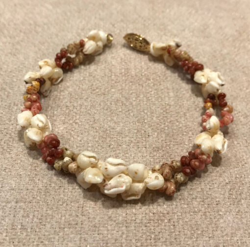 EXAMPLE: Niʻihau Kipona Bracelet