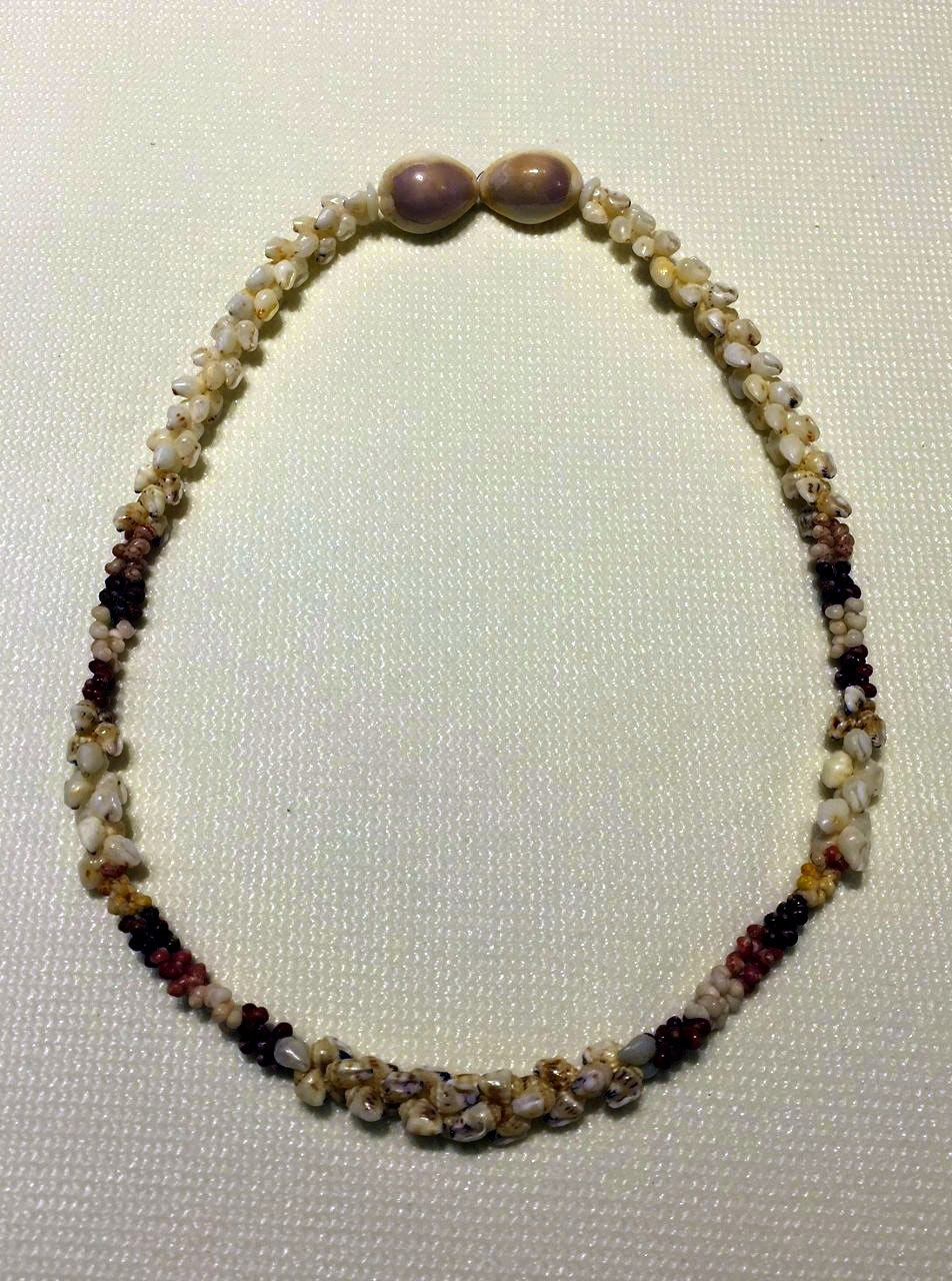 Ni'ihau Lei, 18" Kipona. Crafted by master artisan Kaleialoha.