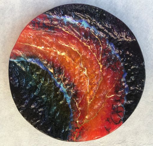 Hawai'i Lava Platter, Round, by Marian Fieldson. Lava flow-molded glass art with 22K gold accents handmade on Hawaii.