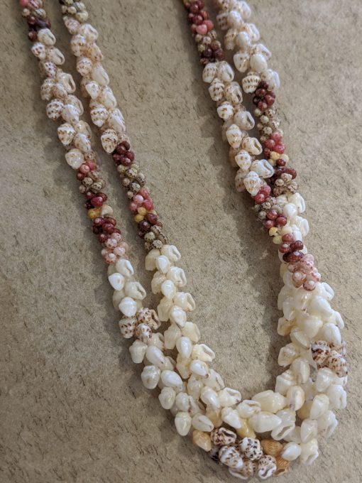 Niʻihau Lei, 30″ and 31″ 2-Strand Poepoe Kipona. Crafted by master artisan Kalei Beniamina.