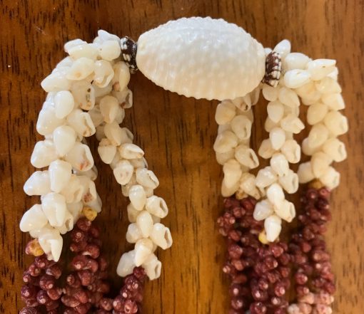Niʻihau Collectors' Lei, 50" 3-Strand Kipona, Vintage. Pristine condition.