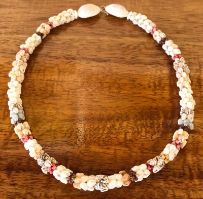 Ni'hau Lei, 19" Coconut Poepoe with 14K gold-filled clasp. Created by master artisan Debbie Kanahele.