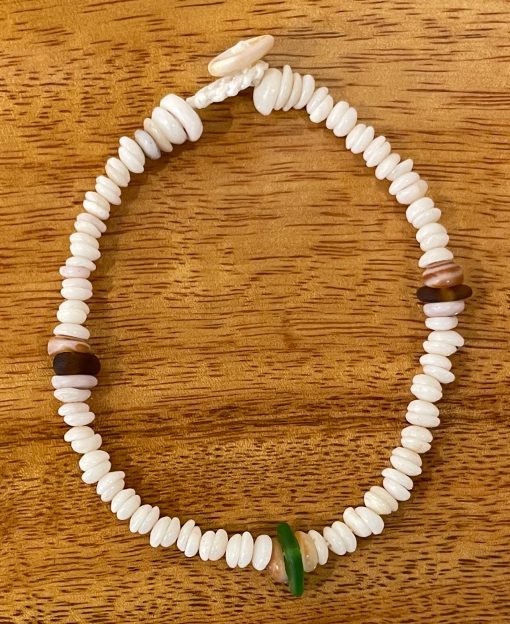 Puka Shell Bracelet by Kanna McCann - Small White with Beach Glass - PANK1487-L