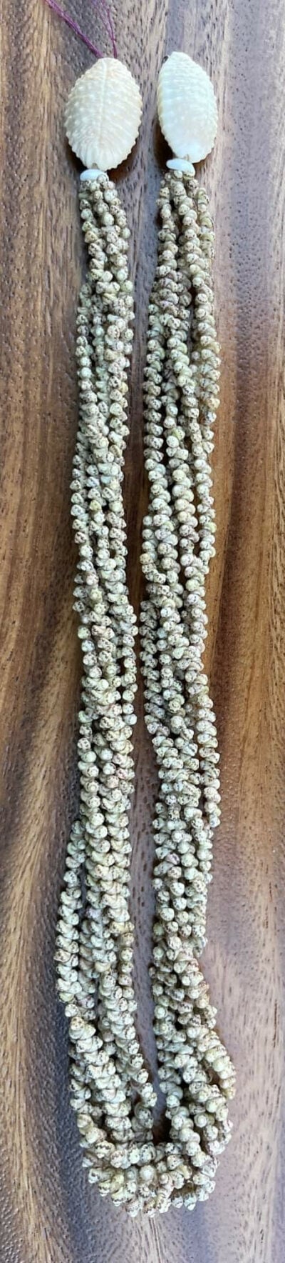 Kipona Niihau Style Kahelelani & Momi Shell Lei Necklace