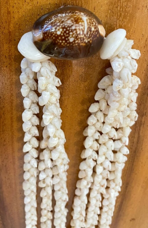 Ni'ihau Collectors' Lei, 52-Inch 3-Strand Poleho and Momi - PANC1247