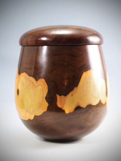 Kou Wood Lidded Vessel / Puahala by Patrick Kramer - PAT004