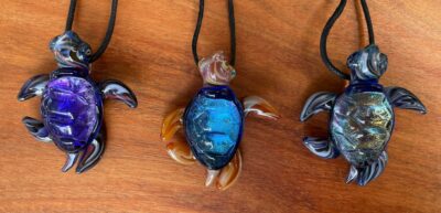 Blown Glass Sea Turtle Pendant Necklace by Luke Olsen - EXAMPLES - LOL01