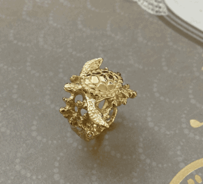 Honu / Sea Turtle Swimming Above A Coral Reef 18K Gold Ring by Noryne Hiromoto Taylor