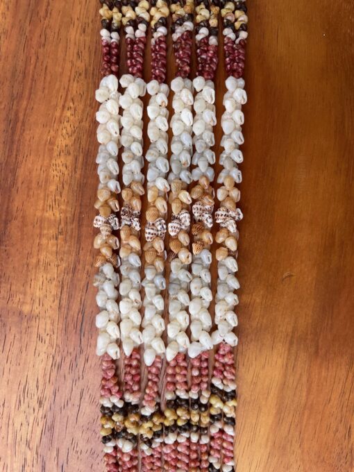 Ni‘ihau Collectors' Lei, 42/44/46-Inch Kipona