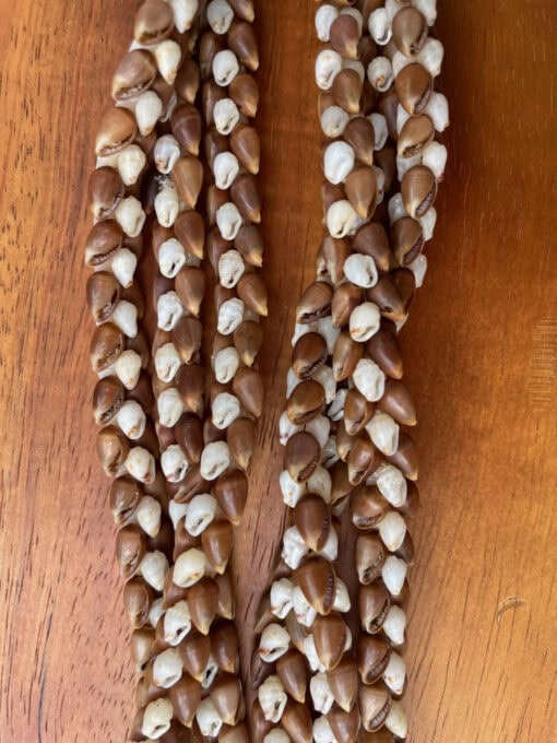 Ni‘ihau Lei, 27-Inch 2-Strand Heliconia With Pōleho