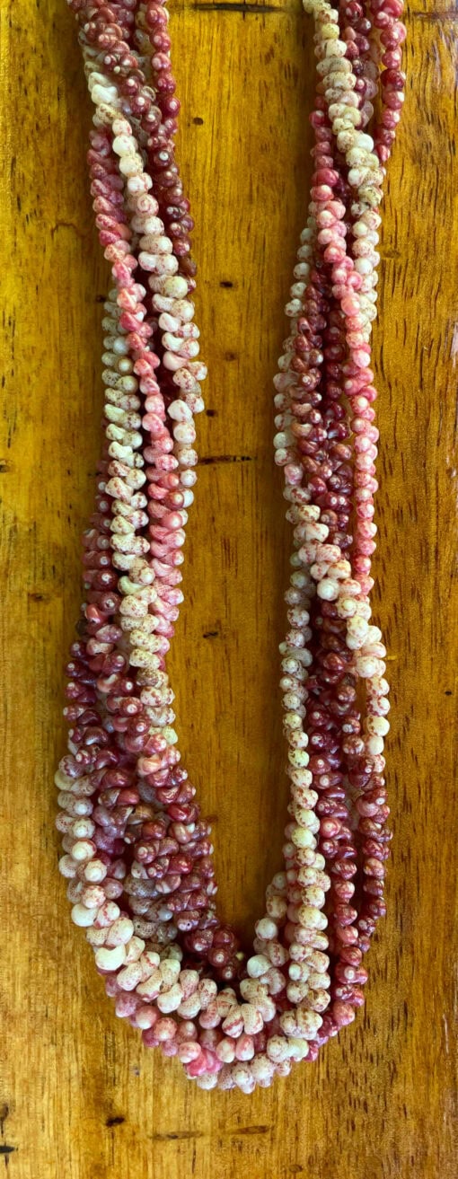 Ni‘ihau Lei, 19-Inch 5-Strand Kahelelani Kui Pololei