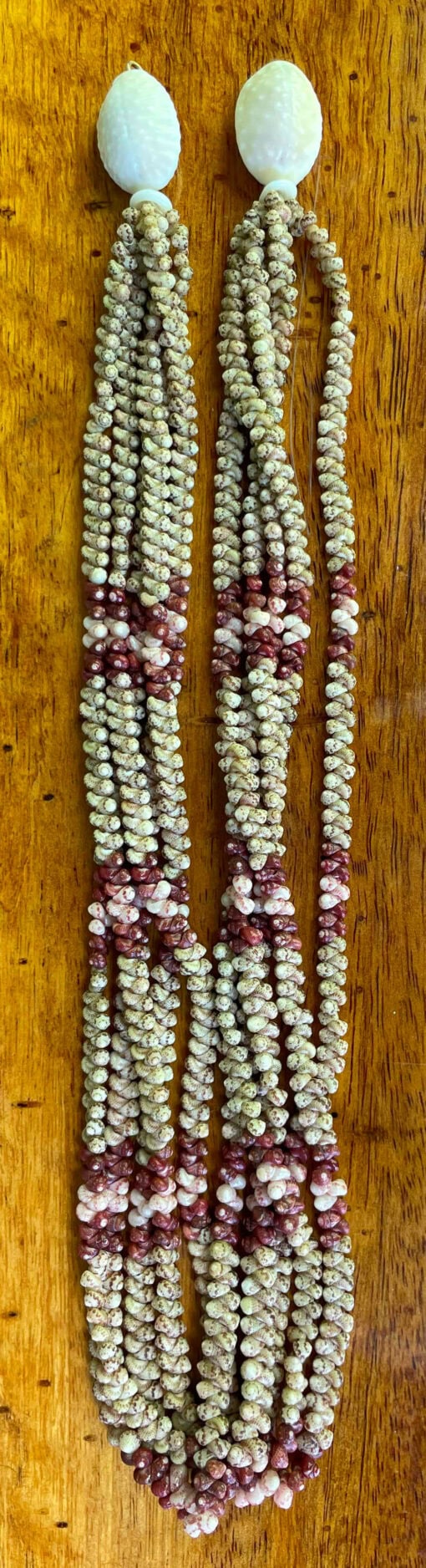 Ni‘ihau Lei, 19-Inch 5-Strand Kahelelani Kui Pololei Patch Patch