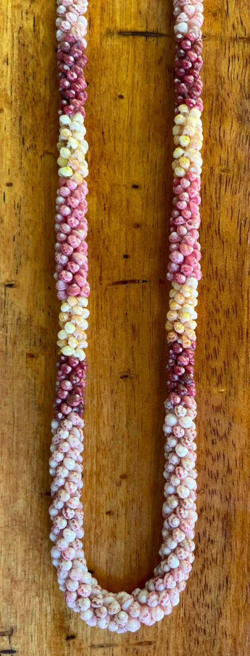 Ni‘ihau Lei, 20-Inch 4-Tie Poepoe