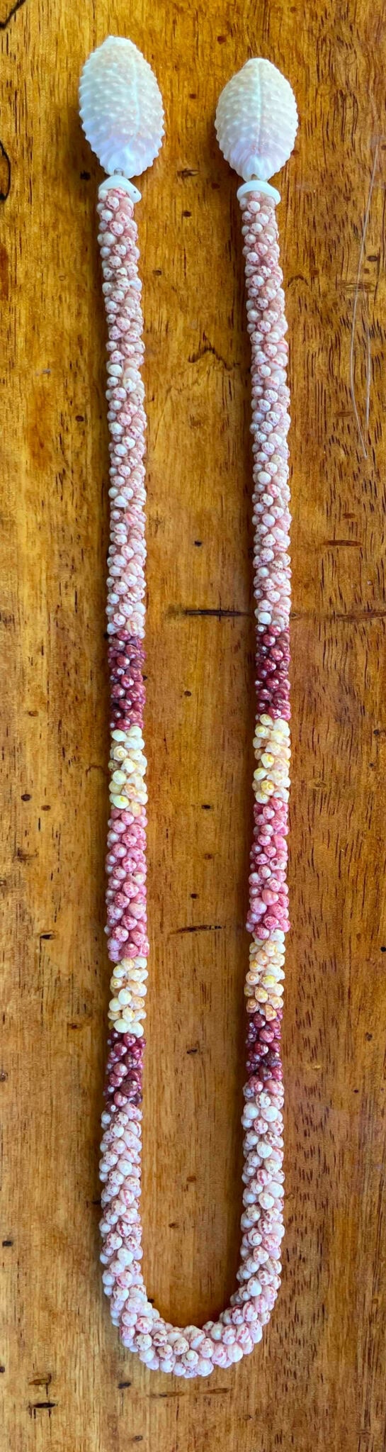 Ni‘ihau Lei, 20-Inch 4-Tie Poepoe