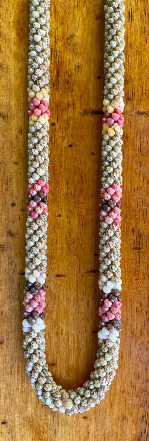 Ni‘ihau Lei, 19-Inch 4-Tie Poepoe