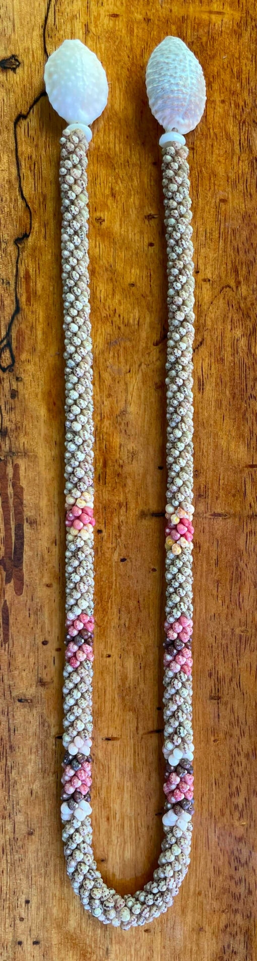 Ni‘ihau Lei, 19-Inch 4-Tie Poepoe