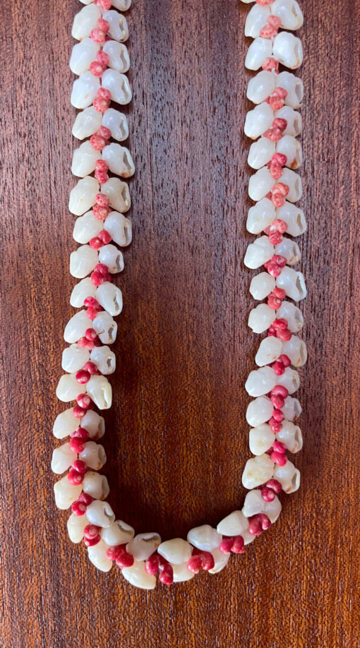 Ni‘ihau Lei, 20-Inch Kahelelani ‘Ākala Heliconia